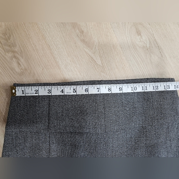 Express Women's Knee-Length Pencil Skirt Gray, Size 4, Business Casual, Lined - Picture 9 of 9